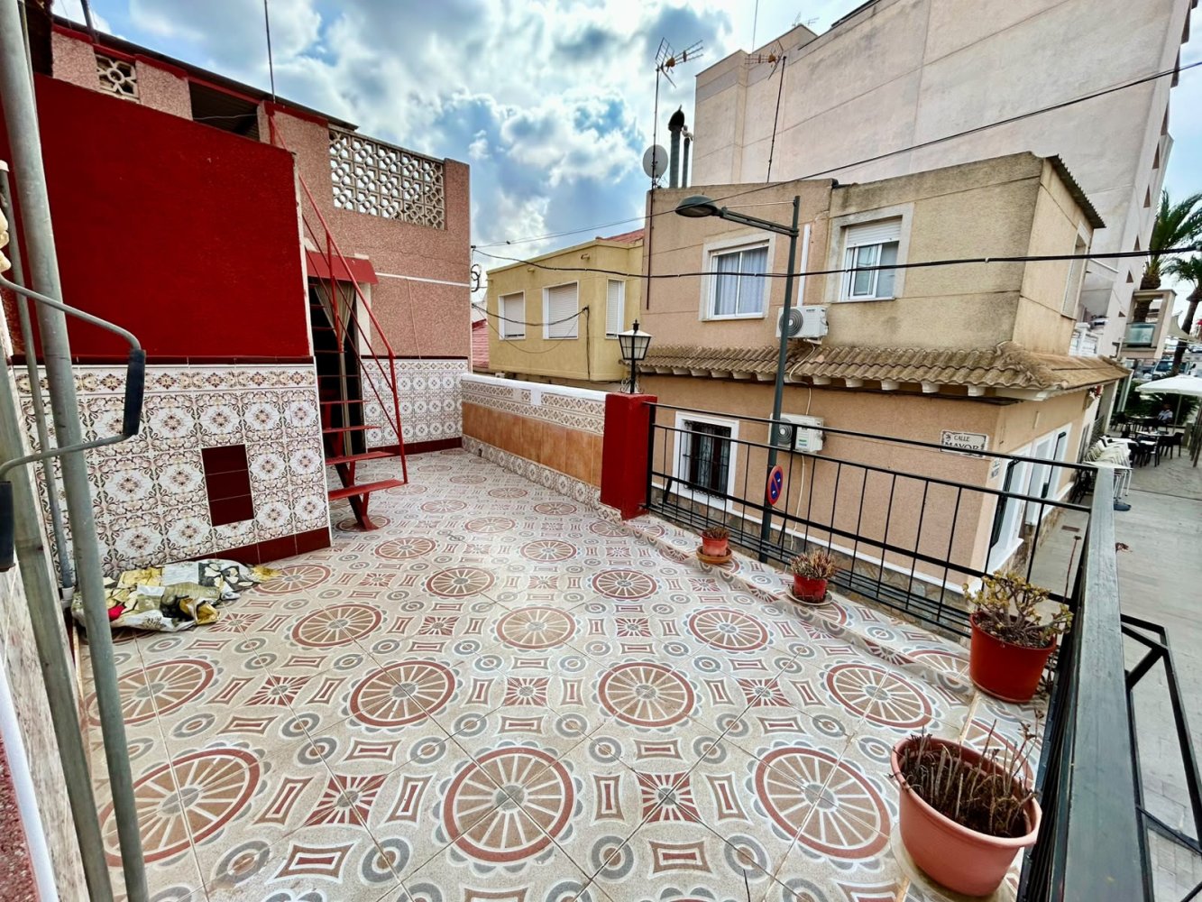 Radhus i Algorfa, Alicante, Spanien 3 sovrum, 215 kvm. Nr. 198449