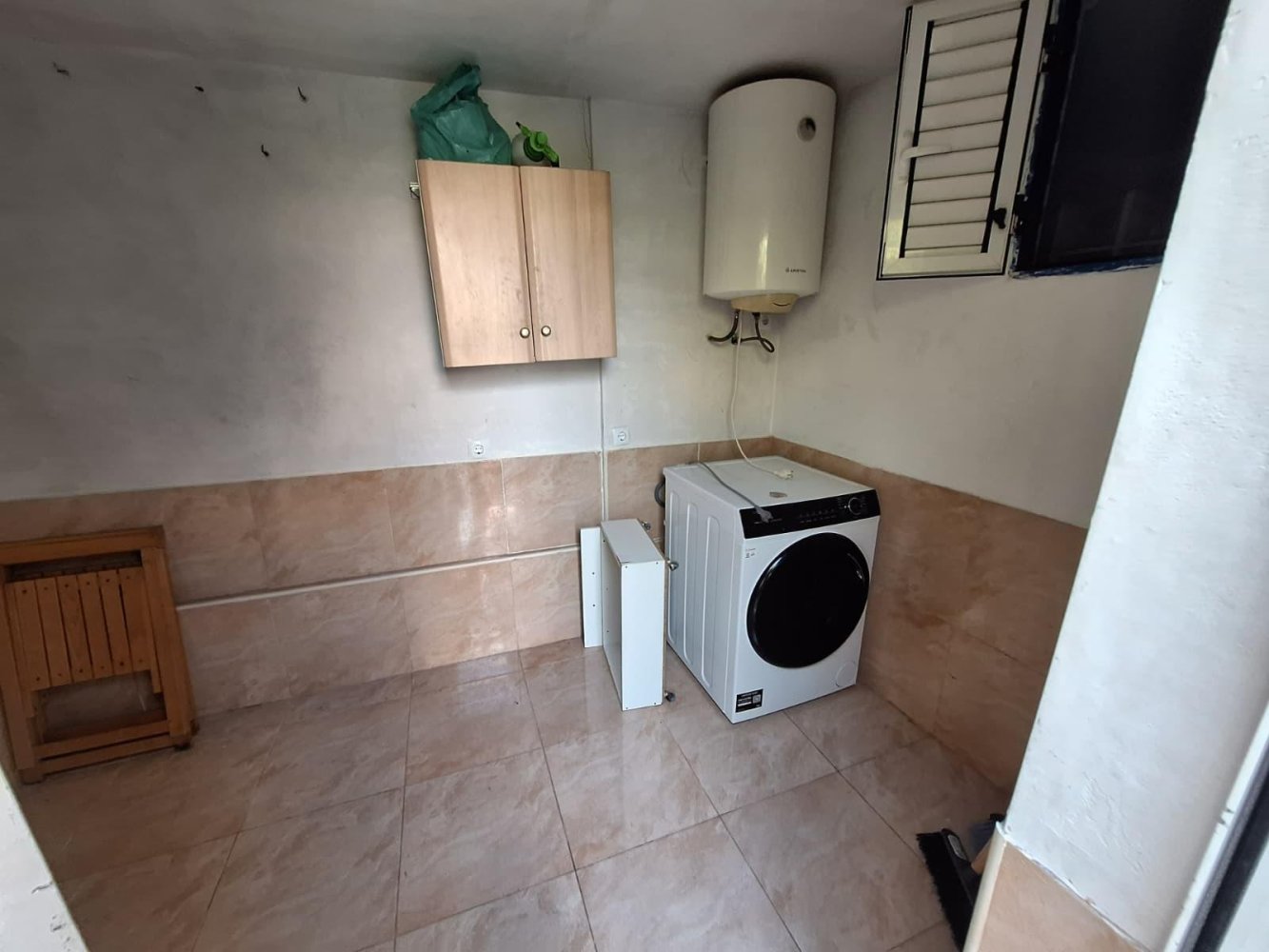 Kaupunkipientalo Torrevieja, Alicante, Espanja 5 makuuhuonetta, 97 m2 No. 199098