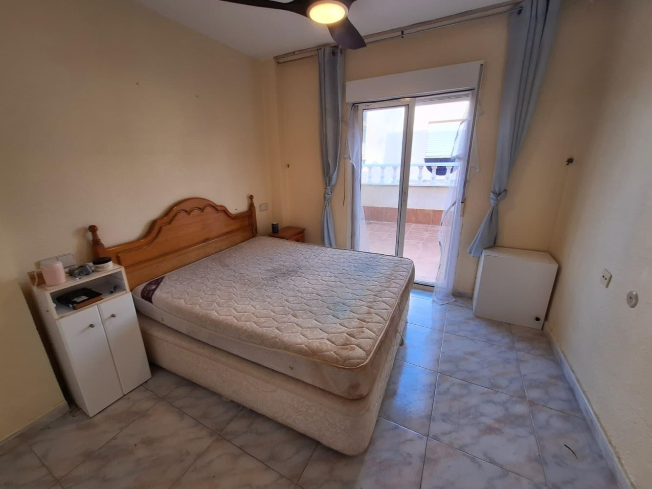 Kaupunkipientalo Torrevieja, Alicante, Espanja 5 makuuhuonetta, 97 m2 No. 199098