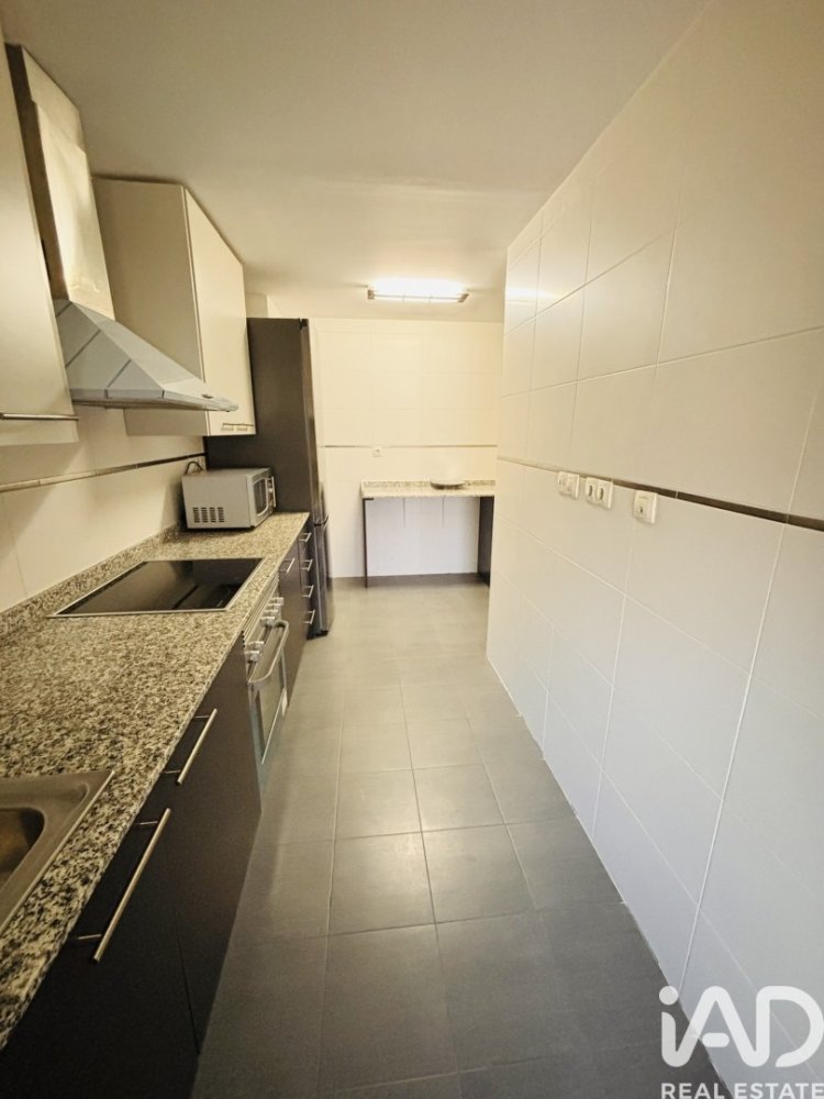 Apartment in Alicante, Spain 4 bedrooms, 100 sq.m. No. 198619