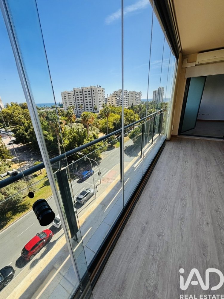 Apartment in Alicante, Spain 4 bedrooms, 100 sq.m. No. 198619
