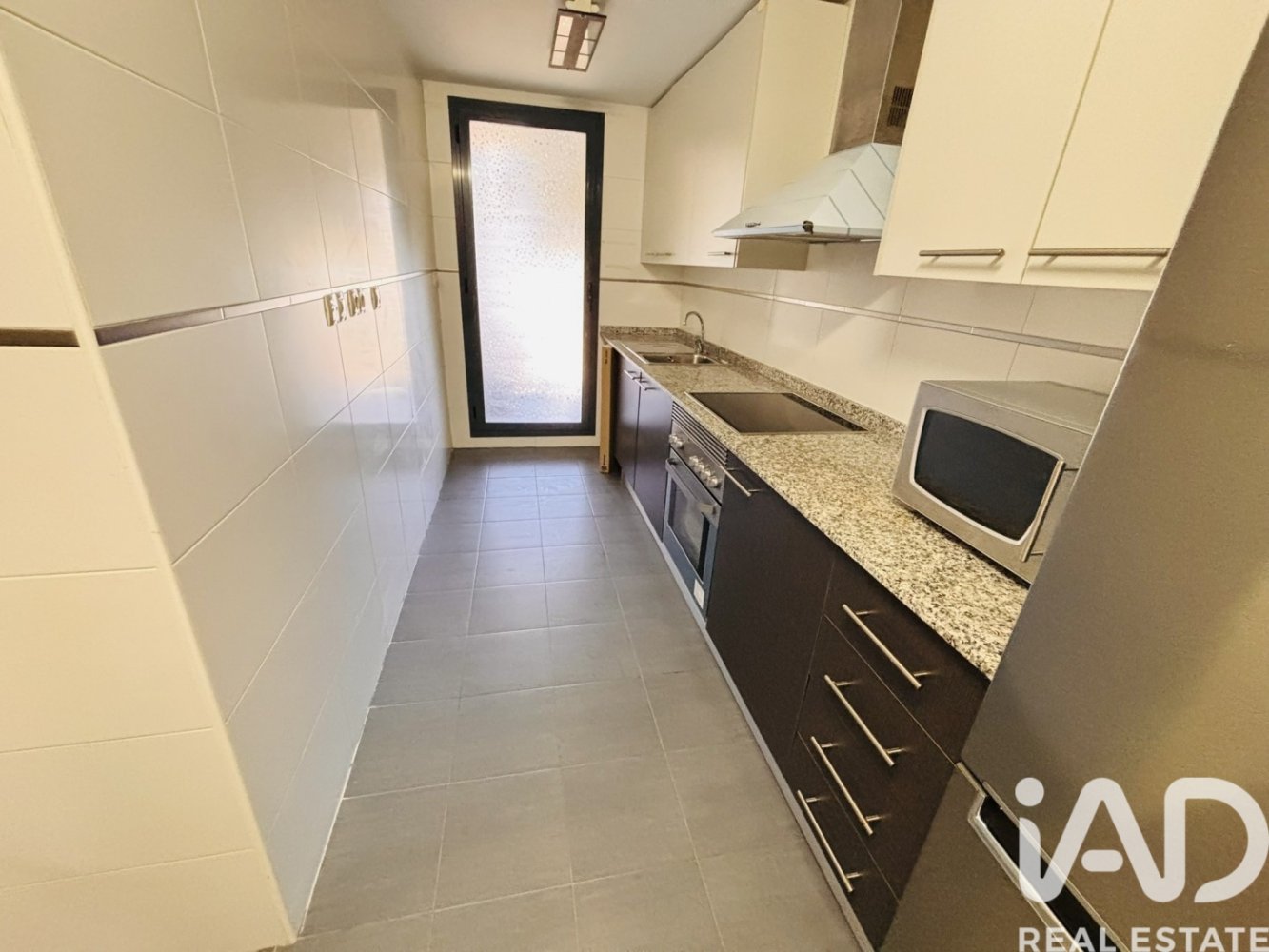 Apartment in Alicante, Spain 4 bedrooms, 100 sq.m. No. 198619