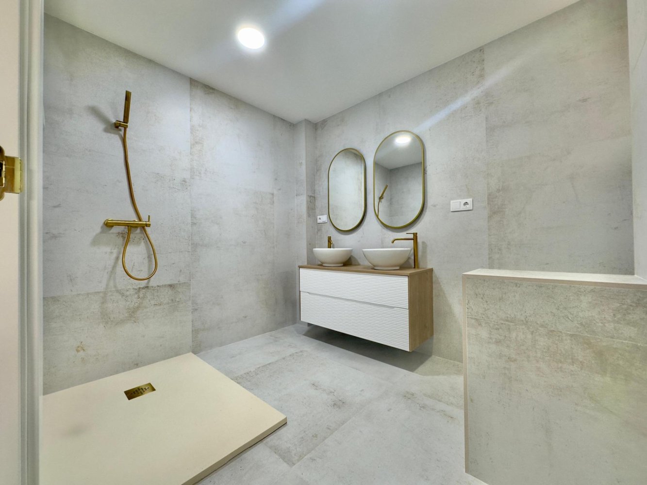 Apartament w Torrevieja, Alicante, Hiszpania 150 mkw. nr 199645