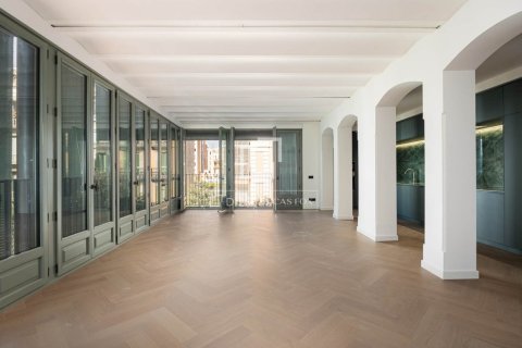 Wohnung in Barcelona, Spanien 1 Schlafzimmer, 132 m2 Nr. 198487
