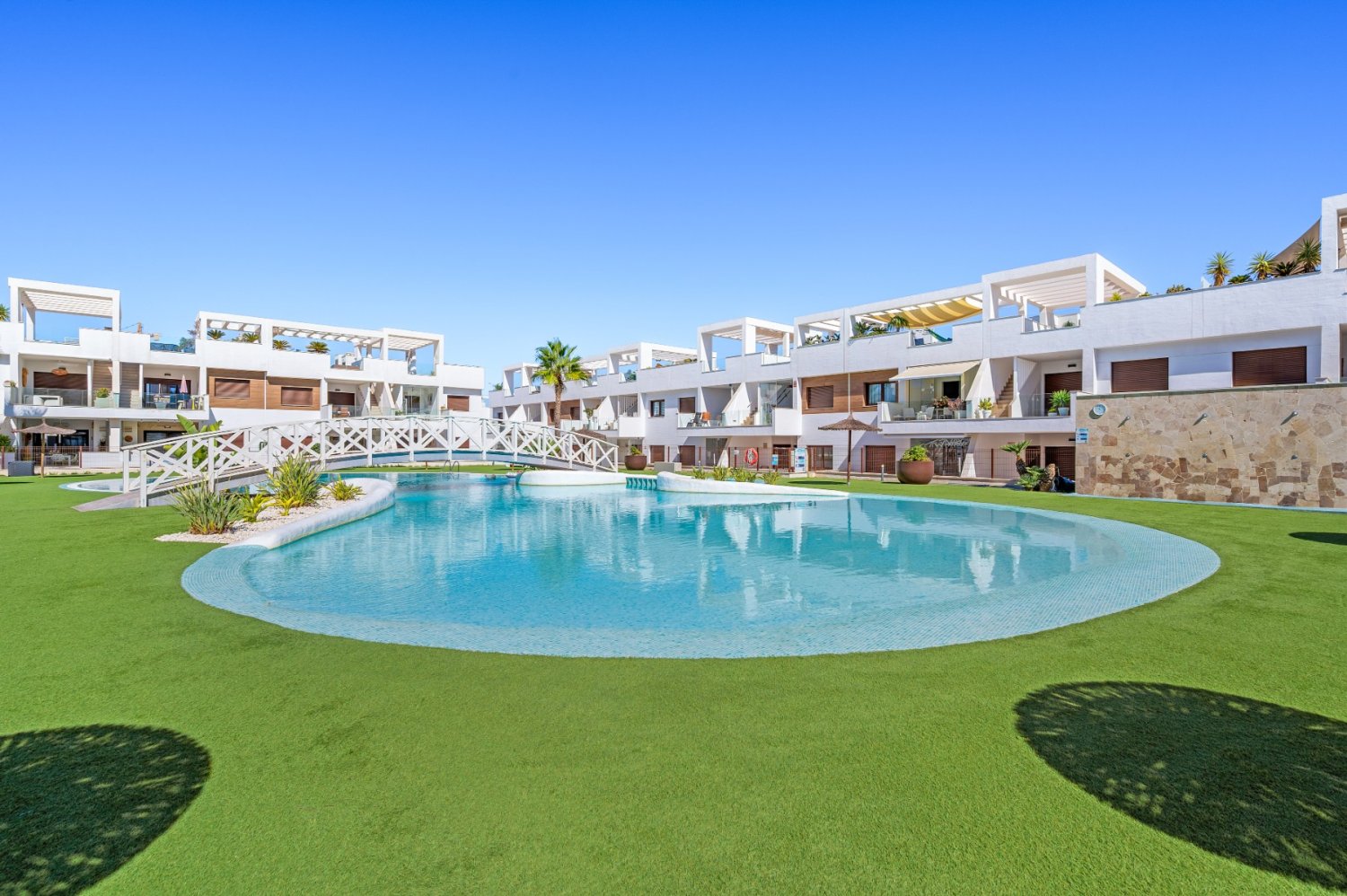 Villa i Torrevieja, Alicante, Spanien 2 sovrum,  Nr. 198886
