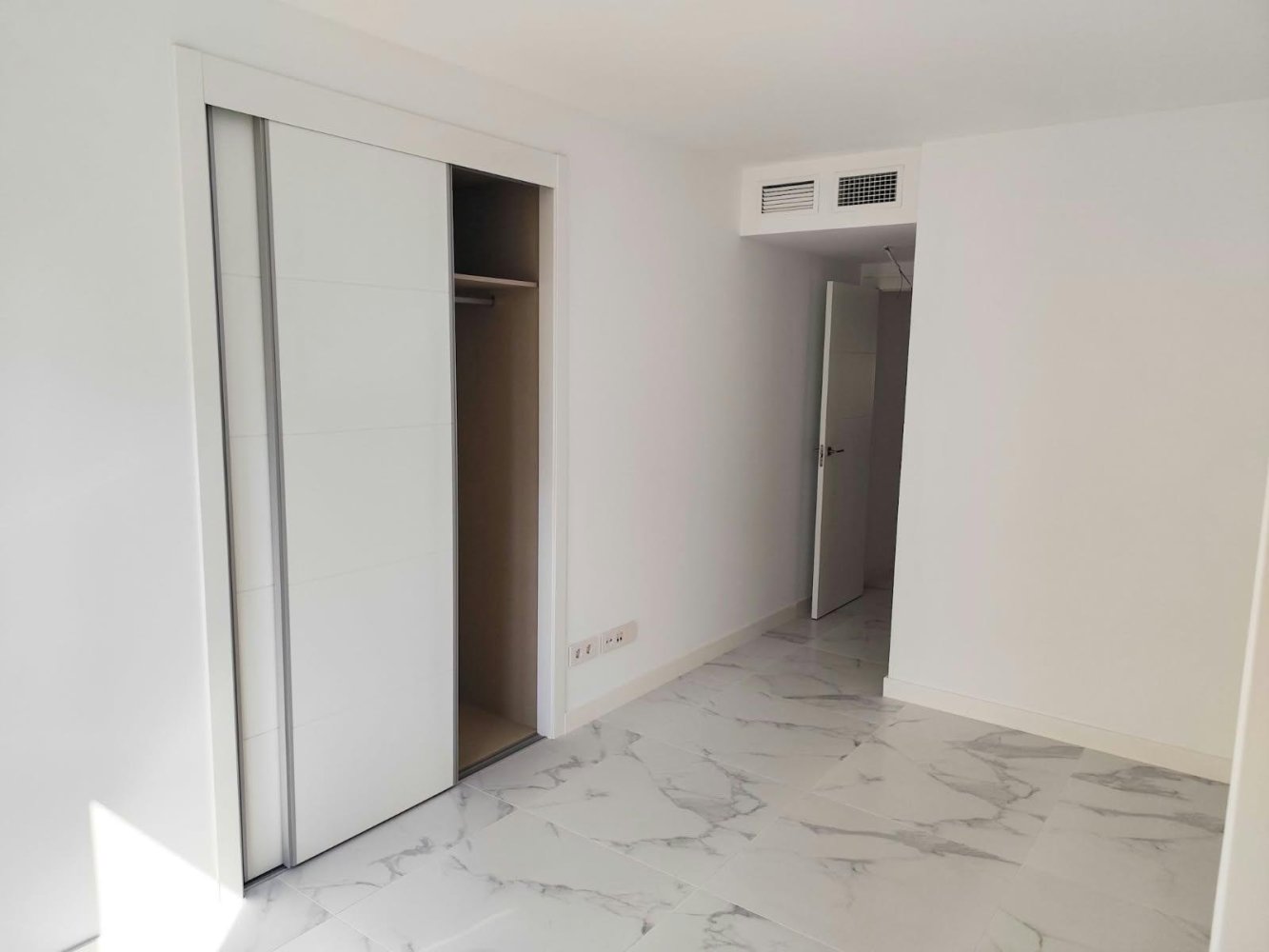 Wohnung in Punta Prima, Alicante, Spanien 3 Schlafzimmer, 120 m2 Nr. 199097