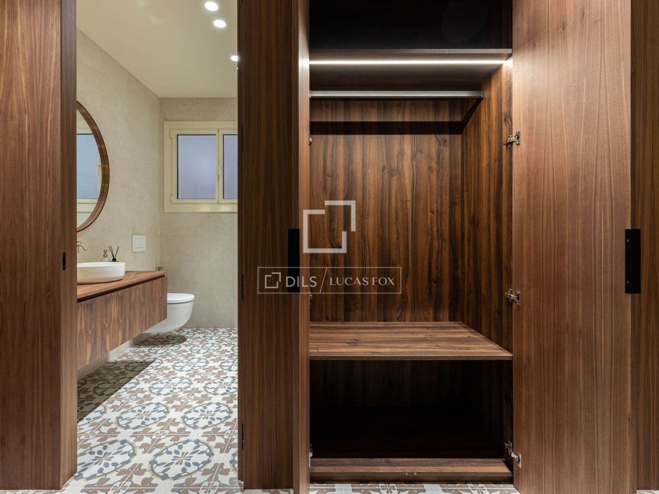 Apartment à Barcelona, Espagne 4 chambres, 198 m2 No. 199153