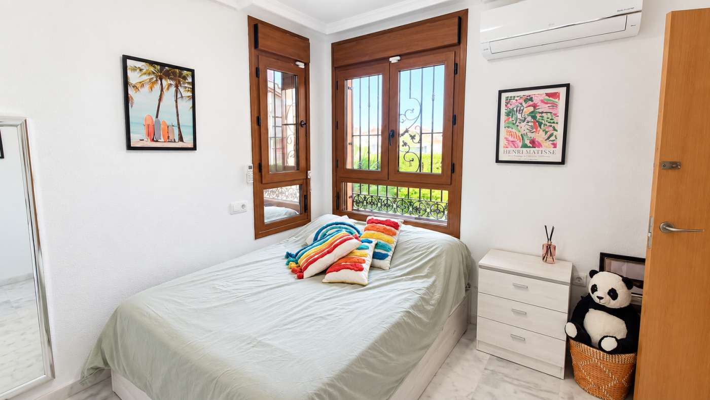 Villa in Algorfa, Alicante, Spanien 3 Schlafzimmer, 165 m2 Nr. 198435
