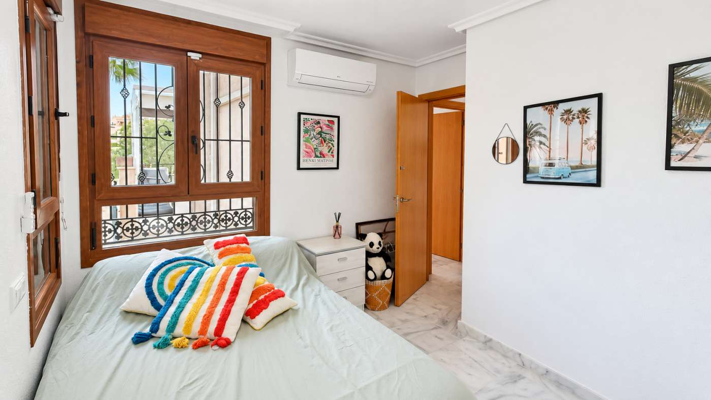 Villa in Algorfa, Alicante, Spanien 3 Schlafzimmer, 165 m2 Nr. 198435