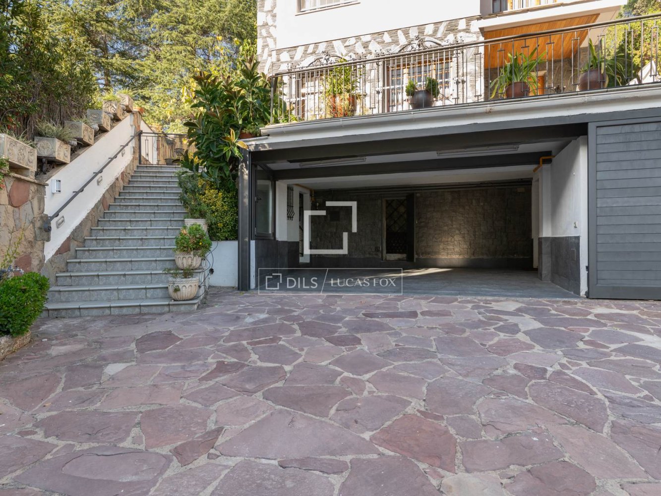 Villa à Sant Cugat Del Valles, Barcelona, Espagne 6 chambres, 433 m2 No. 197109
