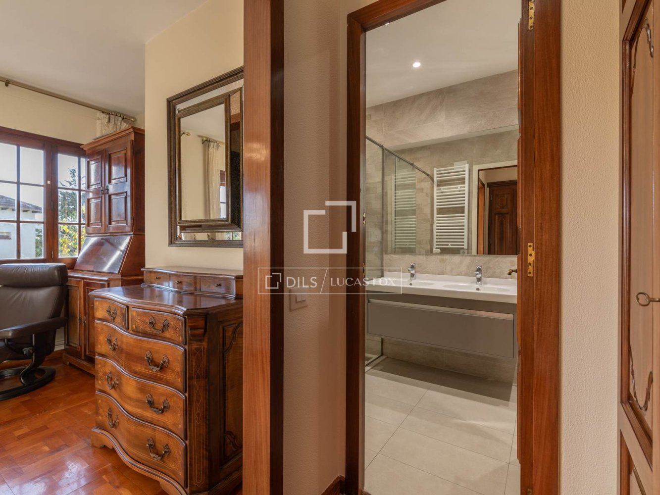 Villa à Sant Cugat Del Valles, Barcelona, Espagne 6 chambres, 433 m2 No. 197109