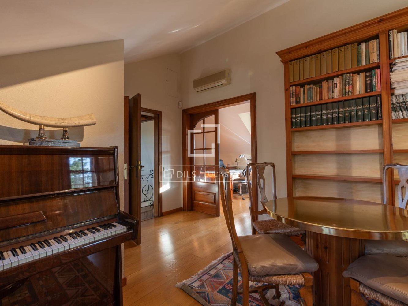 Villa à Sant Cugat Del Valles, Barcelona, Espagne 6 chambres, 433 m2 No. 197109