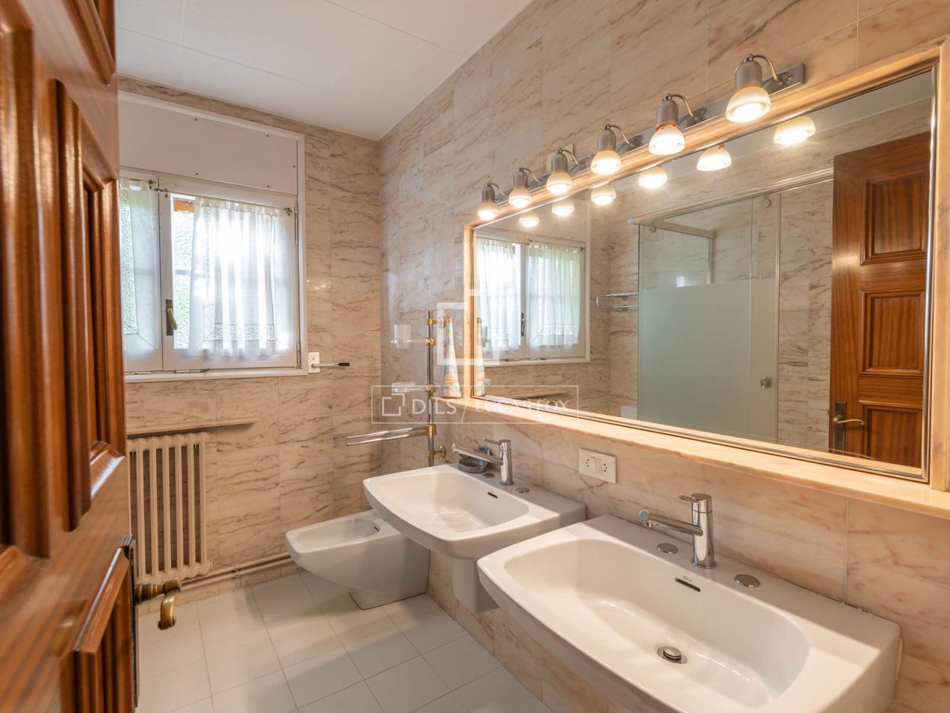 Villa à Sant Cugat Del Valles, Barcelona, Espagne 6 chambres, 433 m2 No. 197109