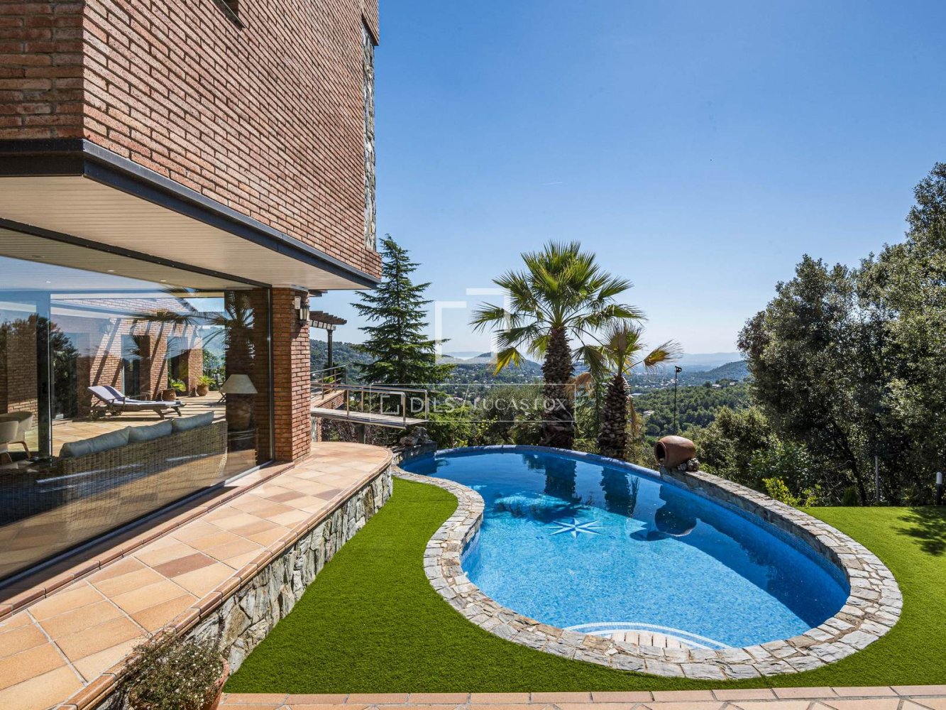 Villa a Matadepera, Barcelona, Spagna 4 camere da letto, 478 mq. N° 197614