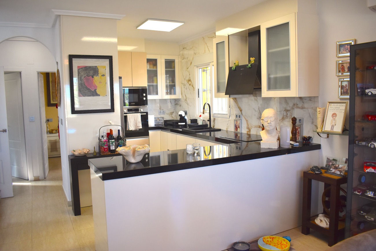 Villa in Guardamar del Segura, Alicante, Spanien 3 Schlafzimmer, 96 m2 Nr. 199789