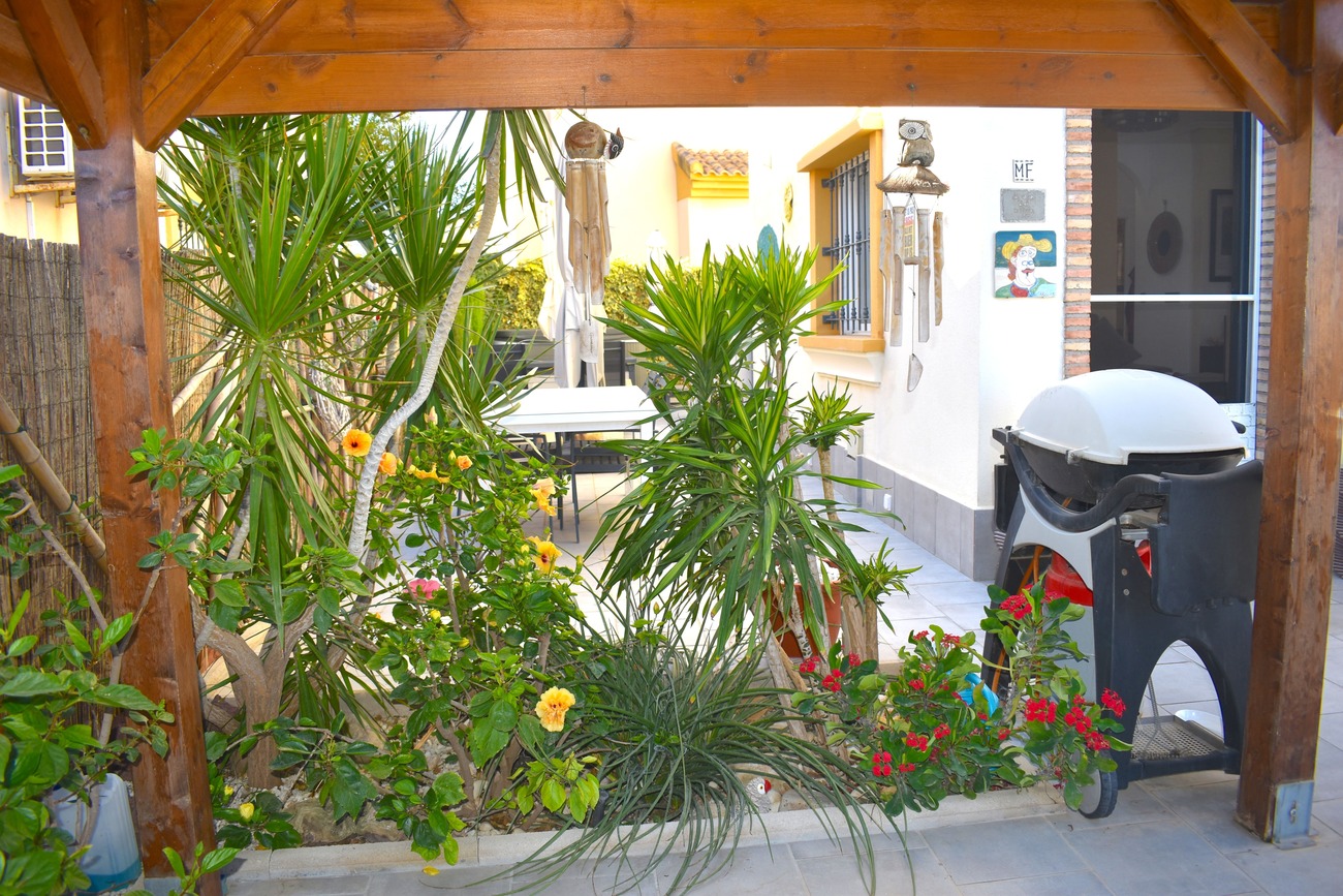 Villa in Guardamar del Segura, Alicante, Spanien 3 Schlafzimmer, 96 m2 Nr. 199789