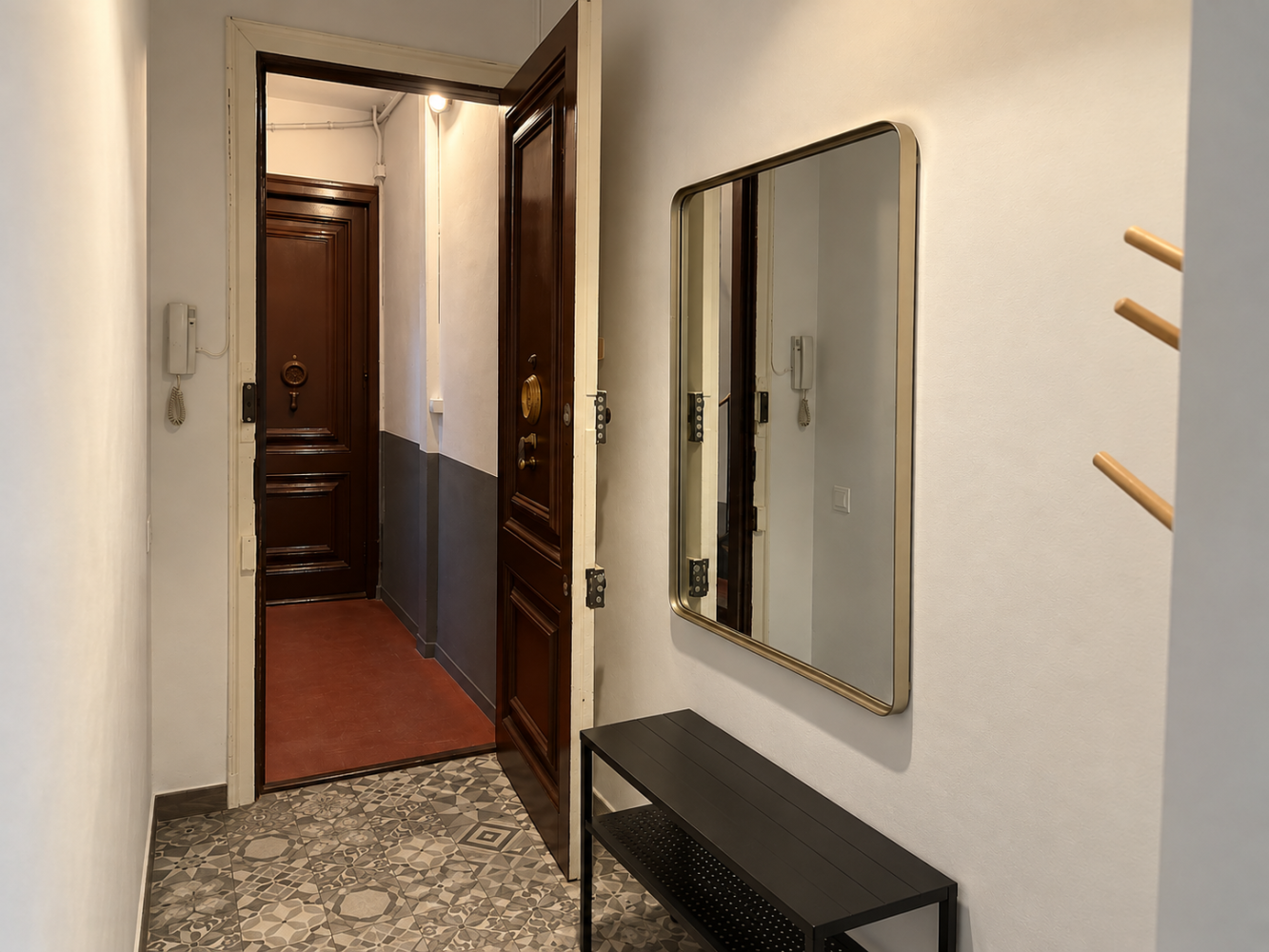 Apartament w Eixample, Barcelona, Hiszpania 2 sypialnie, 60 mkw. nr 199921