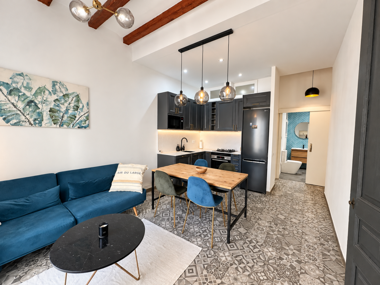 Apartament w Eixample, Barcelona, Hiszpania 2 sypialnie, 60 mkw. nr 199921