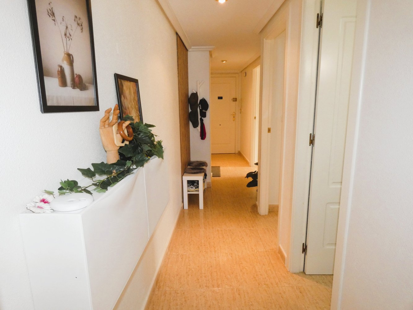 Apartment in Torrevieja, Alicante, Spain 3 bedrooms, 79 sq.m. No. 199344