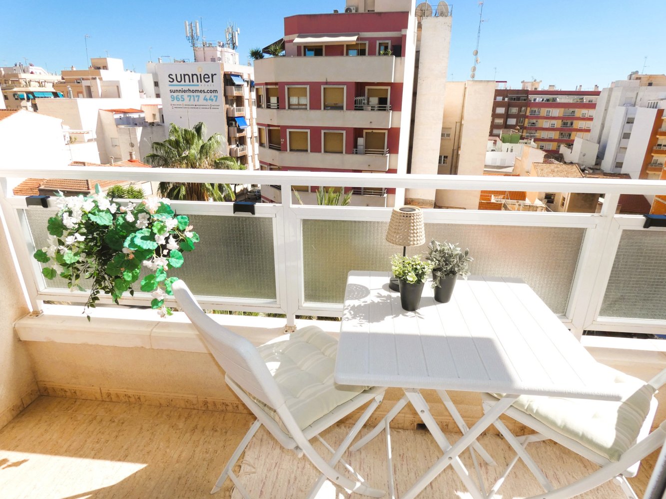 Apartment in Torrevieja, Alicante, Spain 3 bedrooms, 79 sq.m. No. 199344