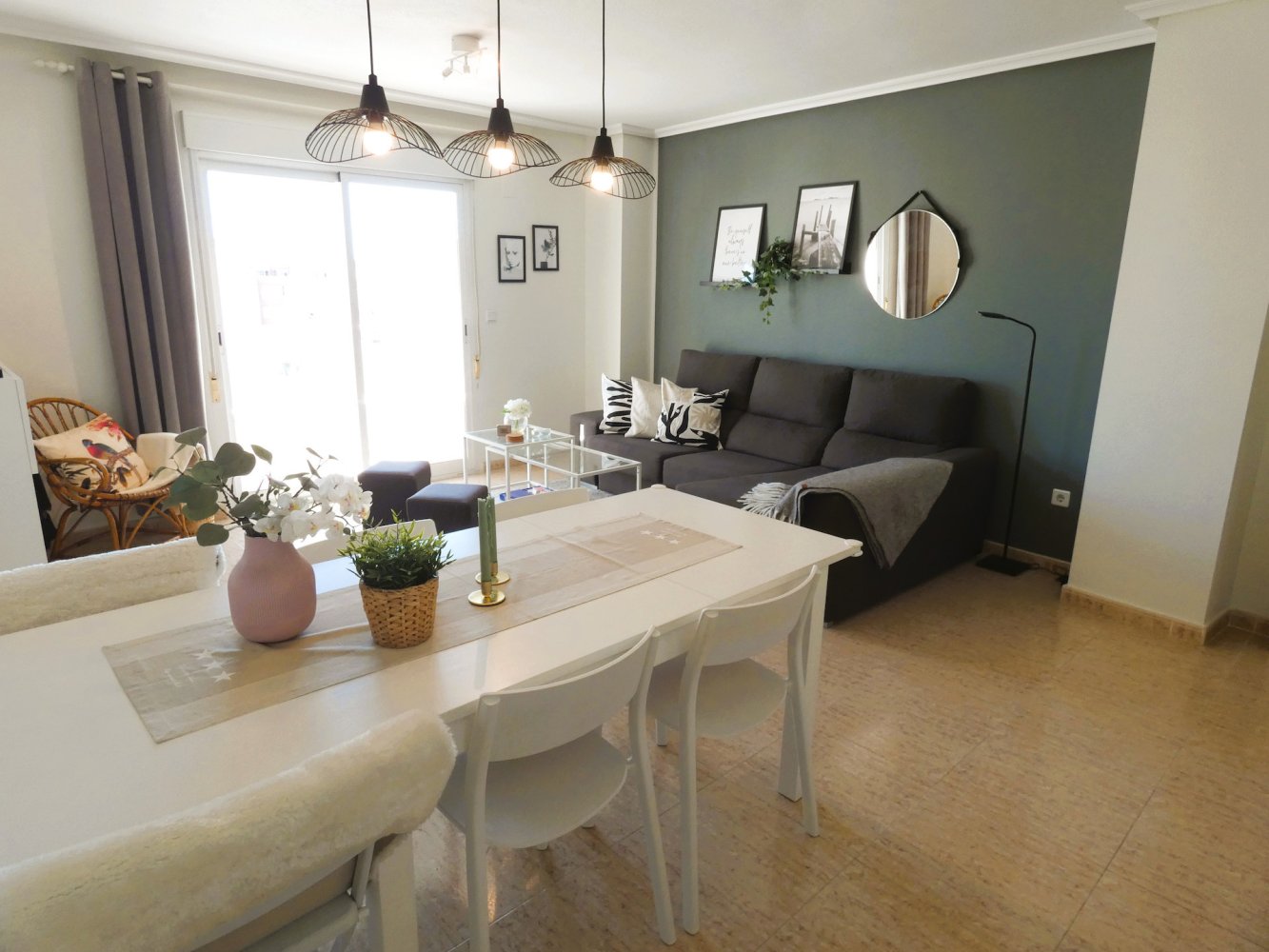 Apartment in Torrevieja, Alicante, Spain 3 bedrooms, 79 sq.m. No. 199344