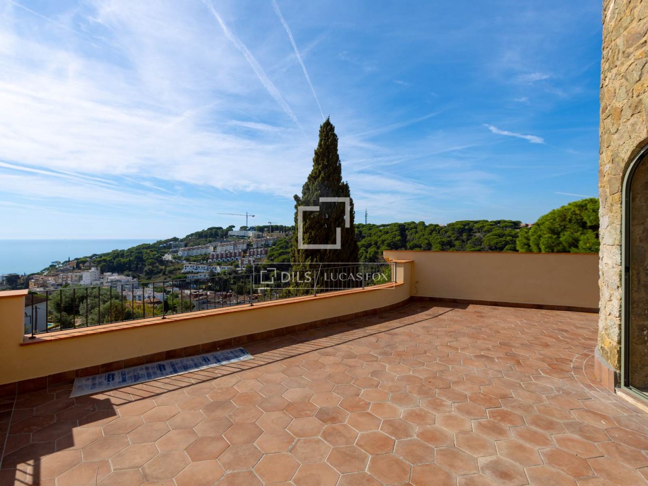 Villa à Arenys de Mar, Barcelona, Espagne 6 chambres, 416 m2 No. 199980