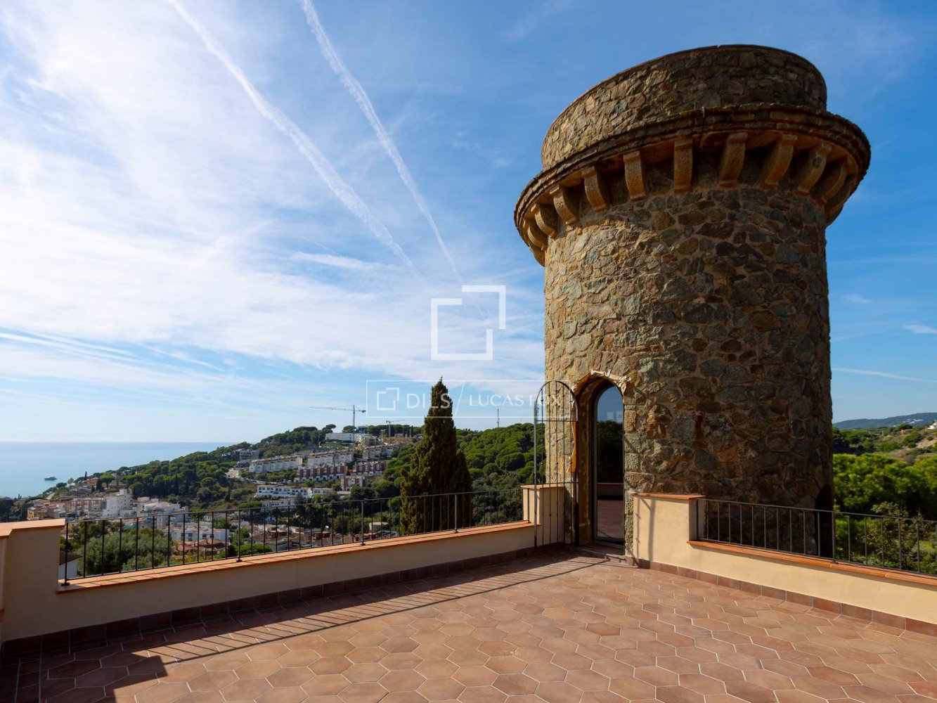 Villa à Arenys de Mar, Barcelona, Espagne 6 chambres, 416 m2 No. 199980