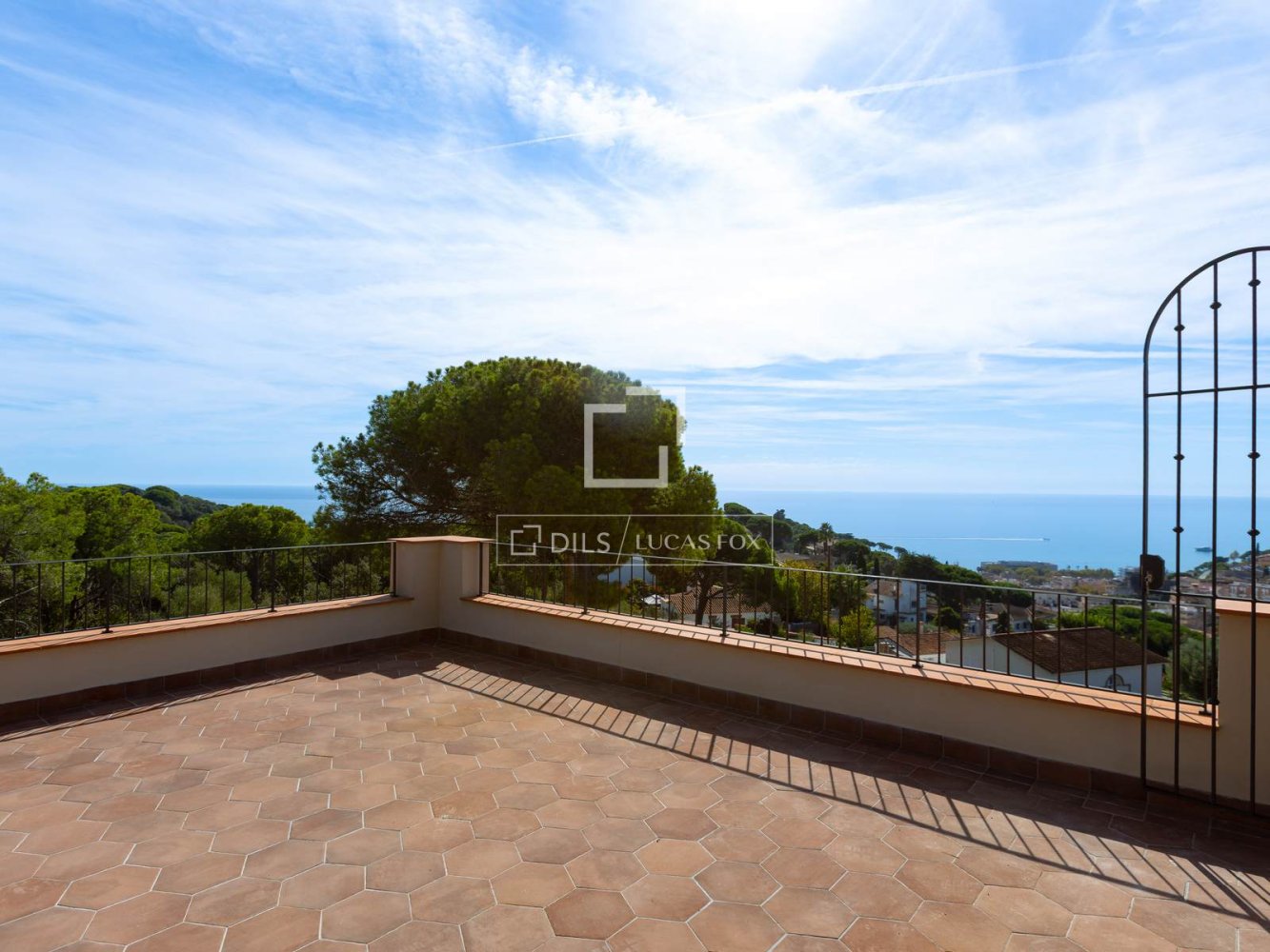 Villa à Arenys de Mar, Barcelona, Espagne 6 chambres, 416 m2 No. 199980