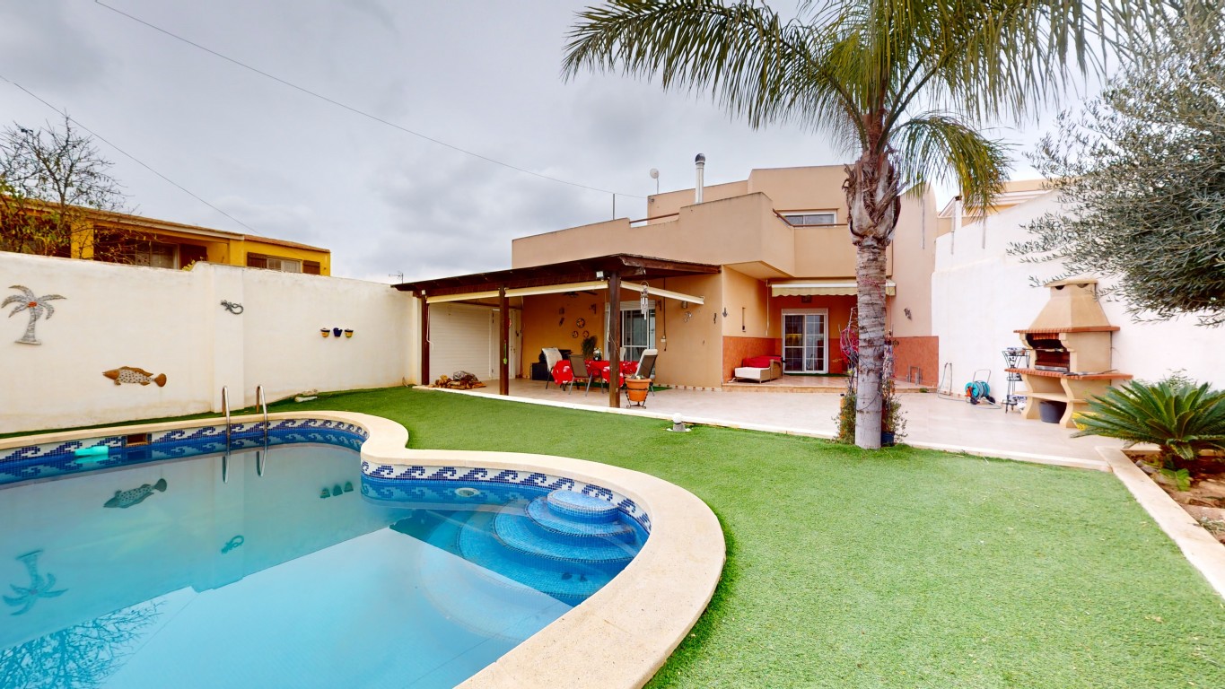 Villa en Dolores De Pacheco, Murcia, España 3 dormitorios, 179 m2 No. 199281
