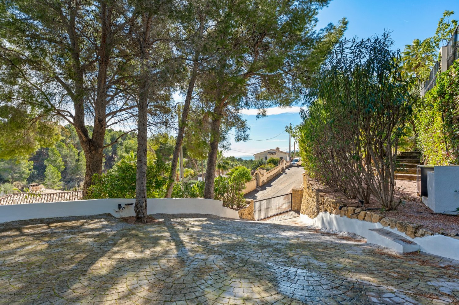 Villa in Altea, Alicante, Spain 6 bedrooms, 425 sq.m. No. 188993