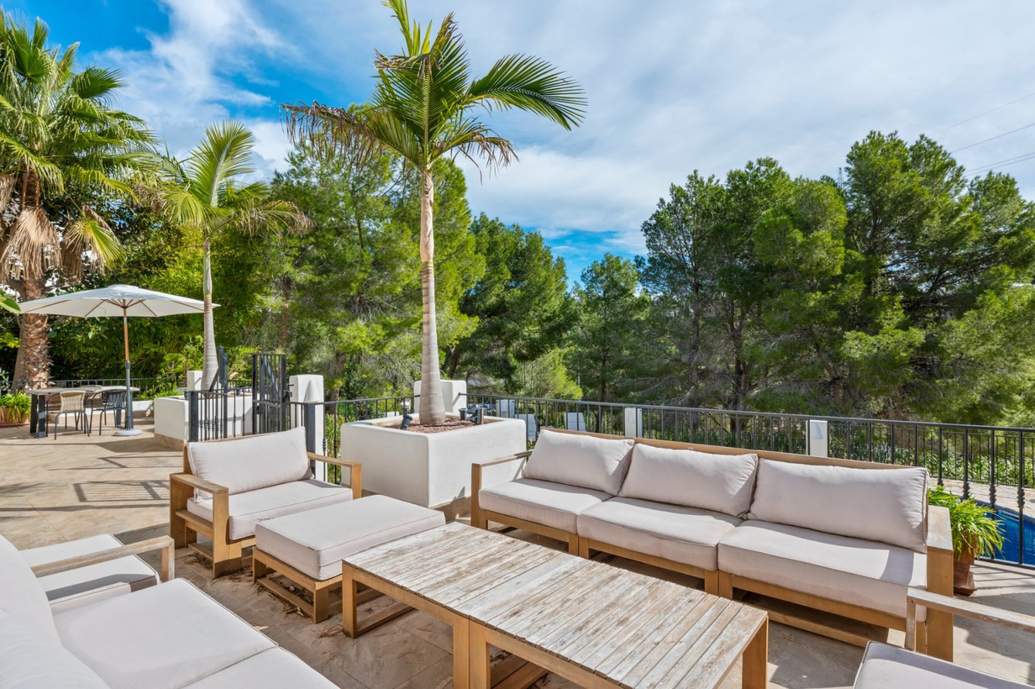 Villa in Altea, Alicante, Spain 6 bedrooms, 425 sq.m. No. 188993