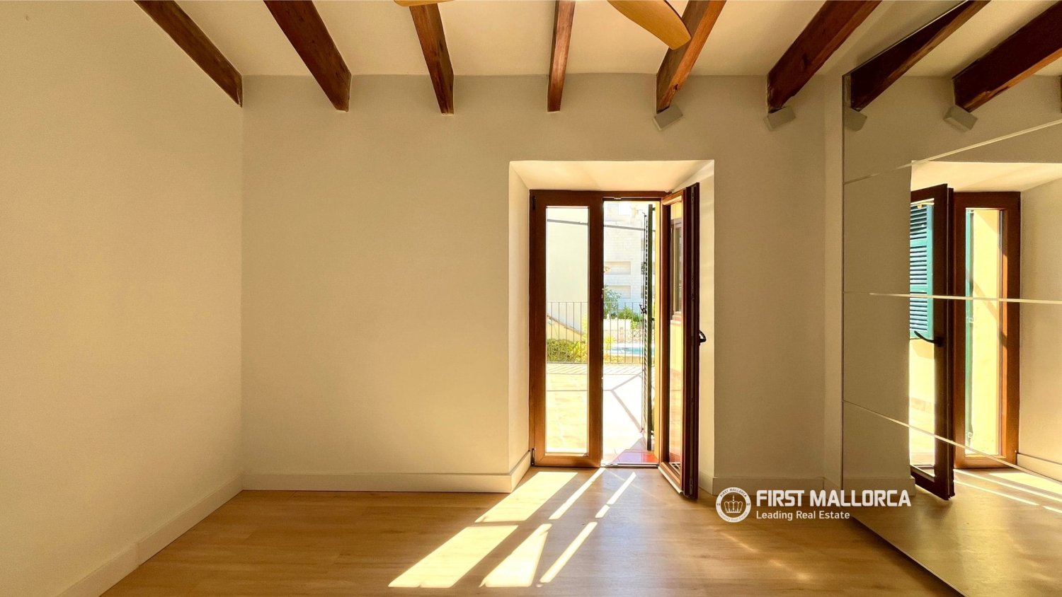Villa in Palma de Majorca, Mallorca, Spain 3 bedrooms, 254 sq.m. No. 198526