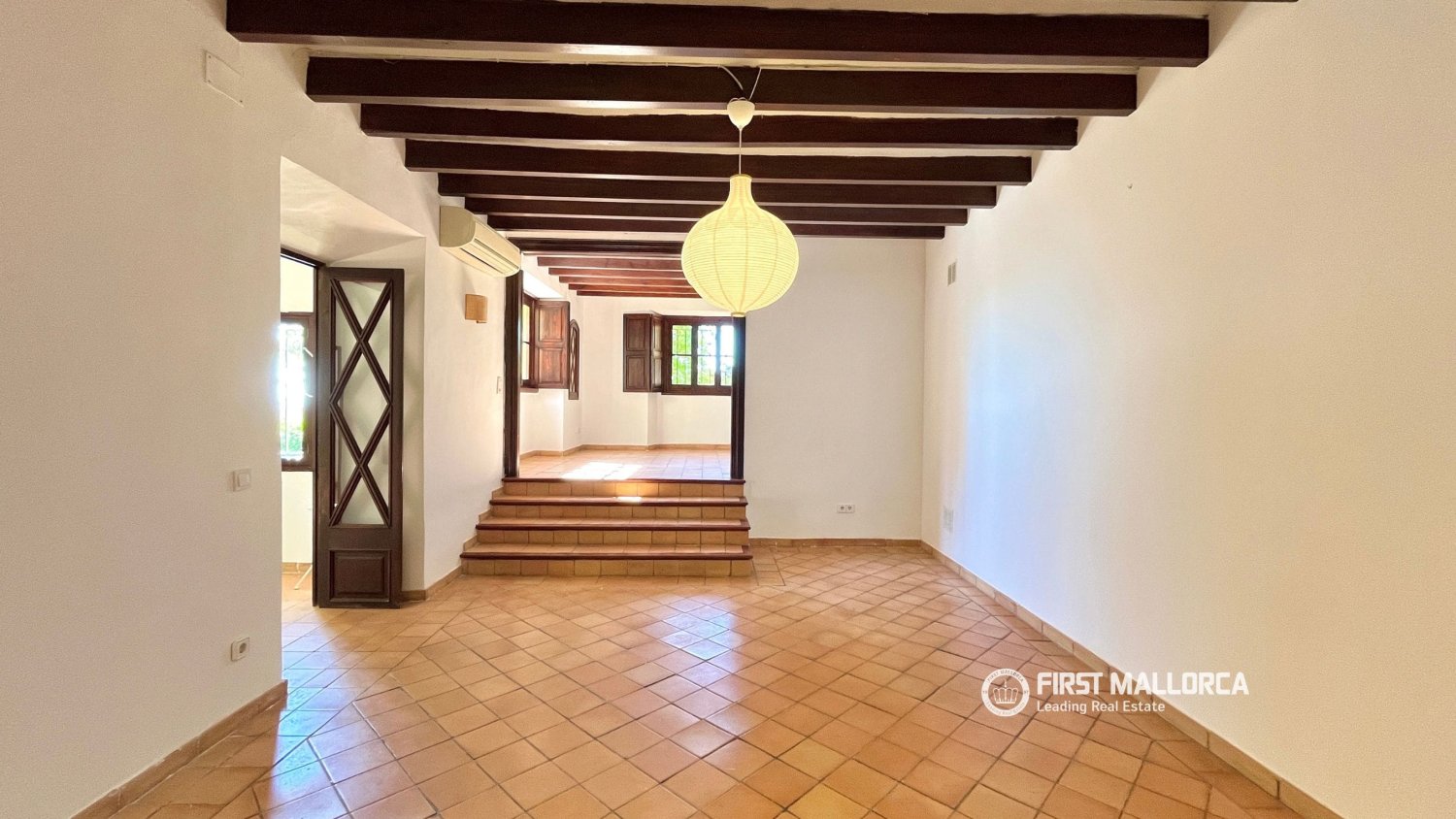 Villa in Palma de Majorca, Mallorca, Spain 3 bedrooms, 254 sq.m. No. 198526