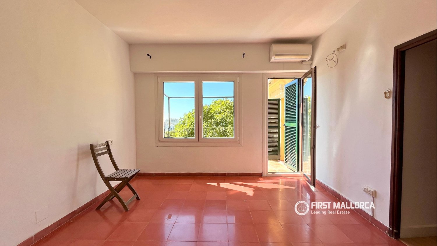 Villa in Palma de Majorca, Mallorca, Spain 3 bedrooms, 254 sq.m. No. 198526