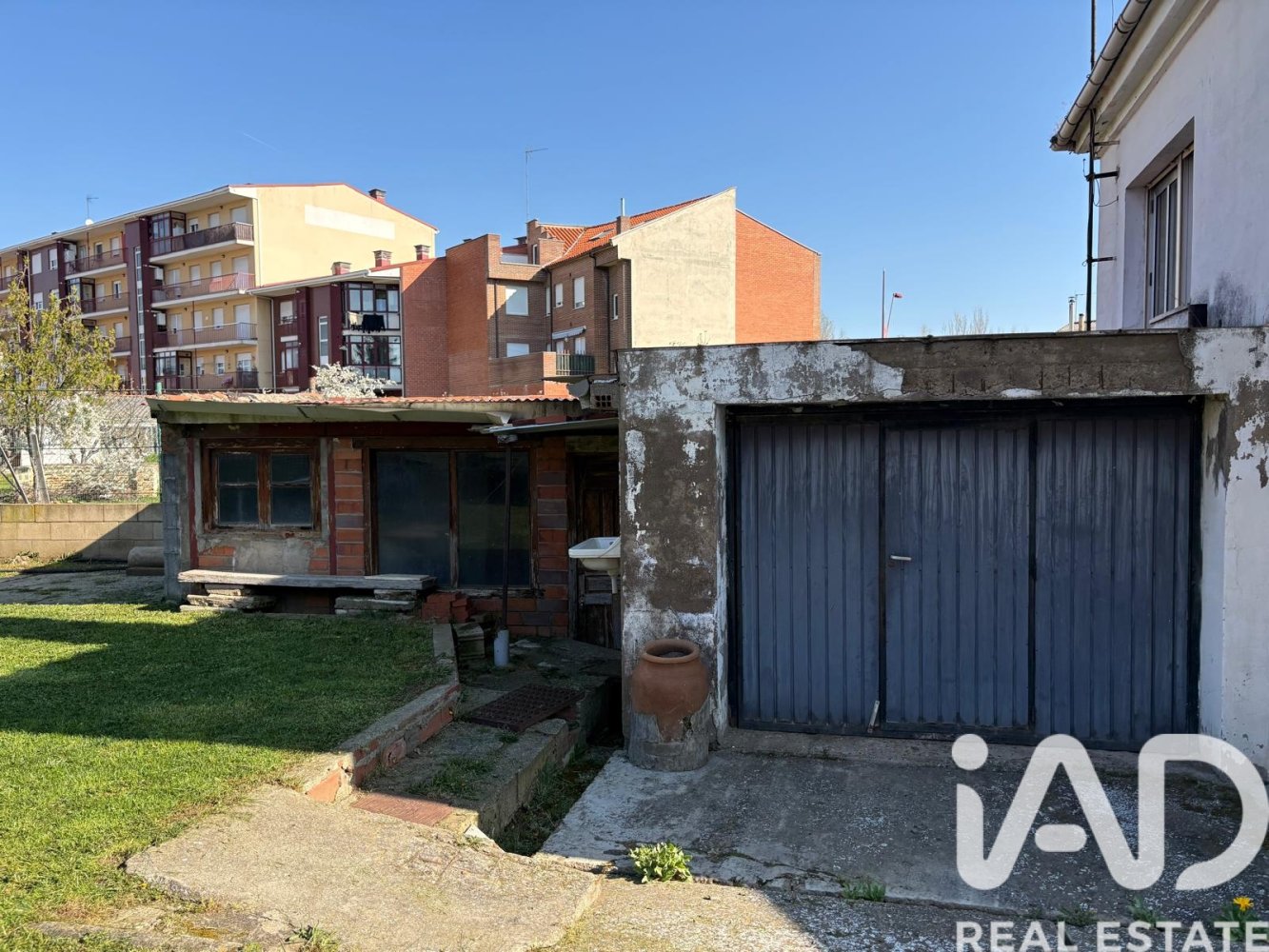House in San Andres del Rabanedo, Leon, Spain 3 bedrooms, 144 sq.m. No. 172130