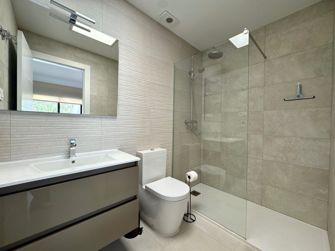 Apartamento en Pilar de la Horadada, Alicante, España 2 dormitorios, 77 m2 No. 189003
