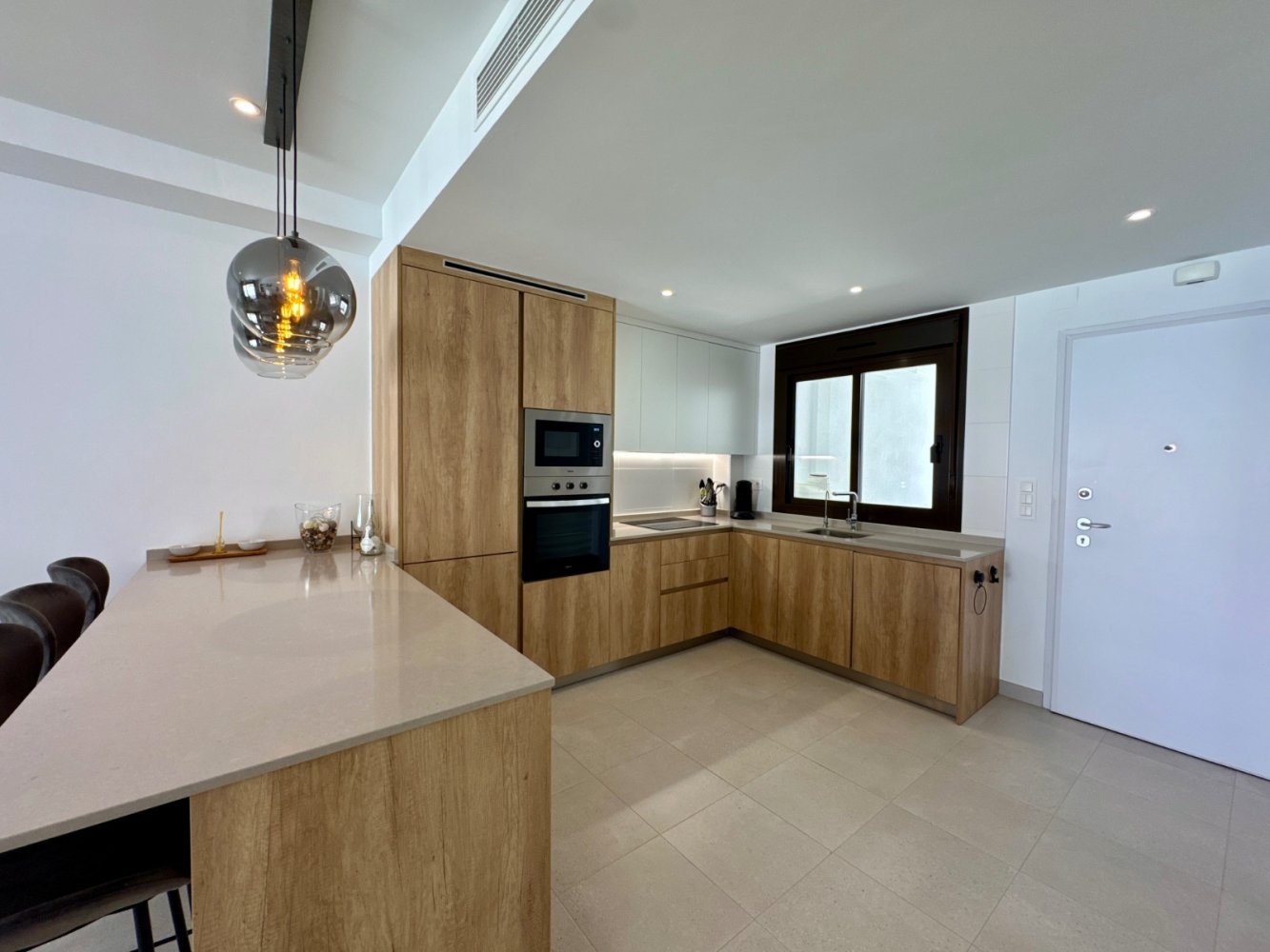 Apartamento en Pilar de la Horadada, Alicante, España 2 dormitorios, 77 m2 No. 189003