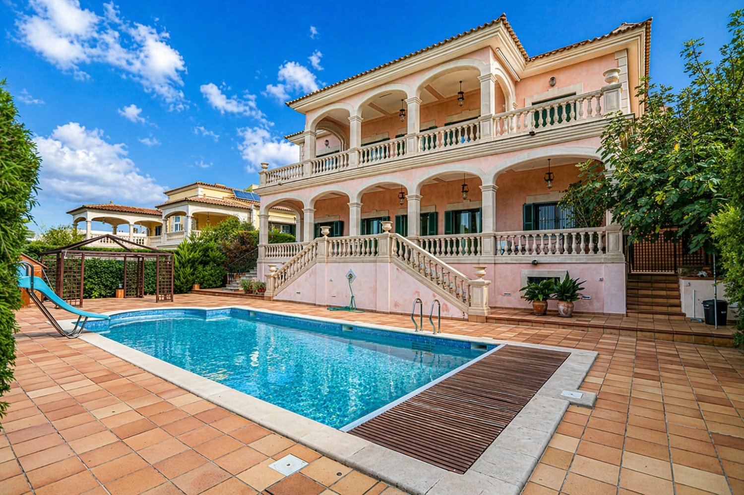 Villa a Mallorca, Spagna 6 camere da letto, 982 mq. N° 198233