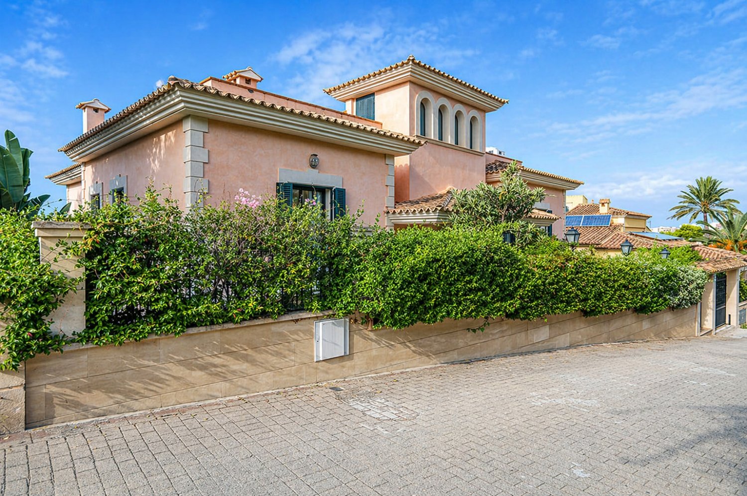 Villa a Mallorca, Spagna 6 camere da letto, 982 mq. N° 198233
