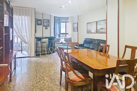 Apartment in Valencia, Spain 156 sq.m. No. 198673