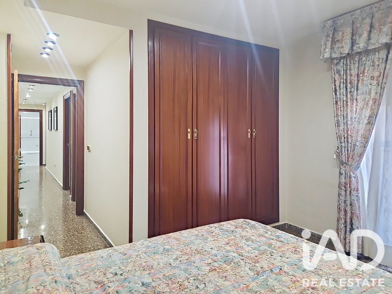 Apartment in Valencia, Spain 156 sq.m. No. 198673