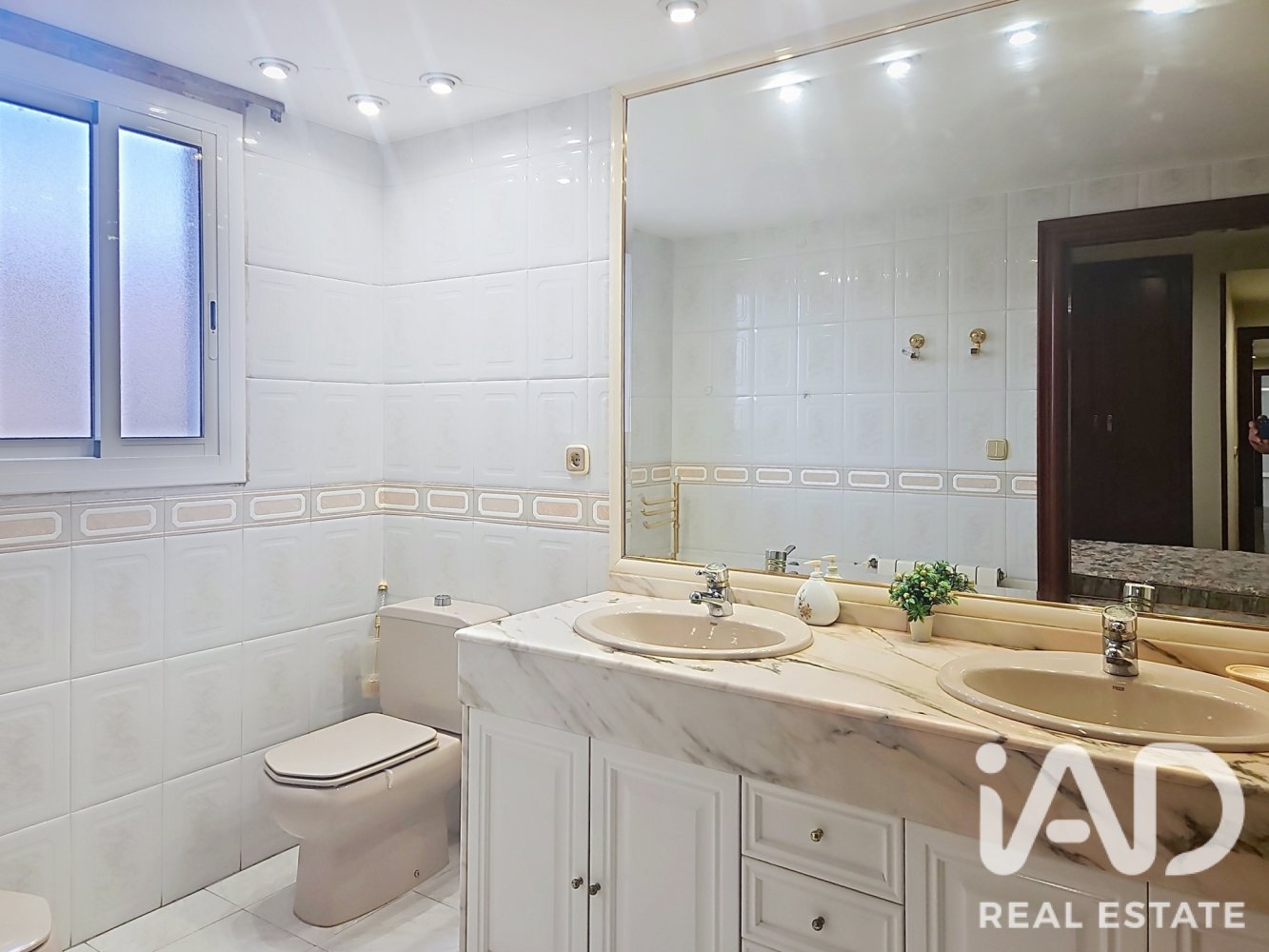 Apartment in Valencia, Spain 156 sq.m. No. 198673