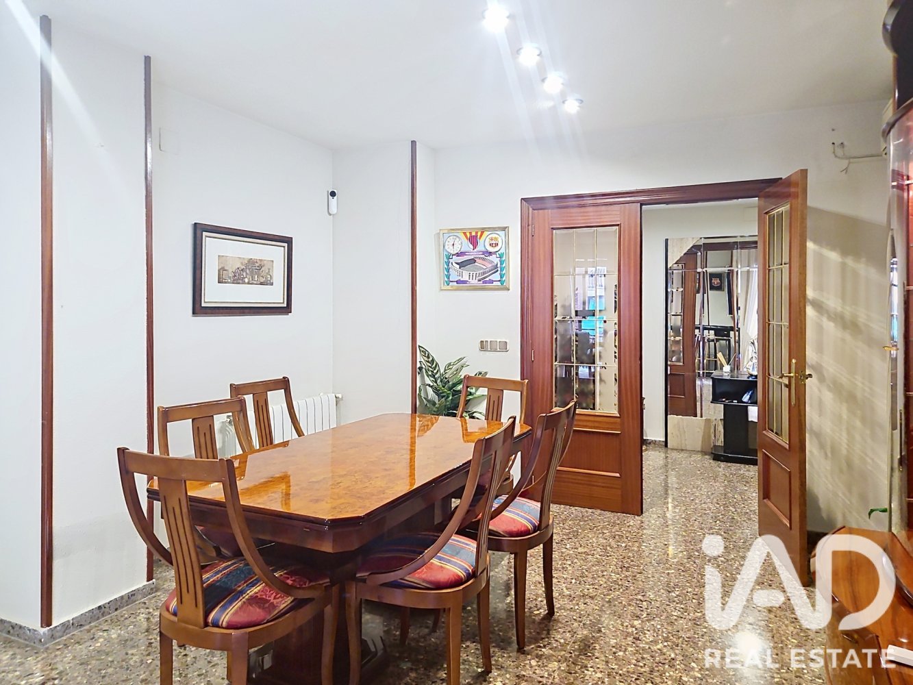 Apartment in Valencia, Spain 156 sq.m. No. 198673