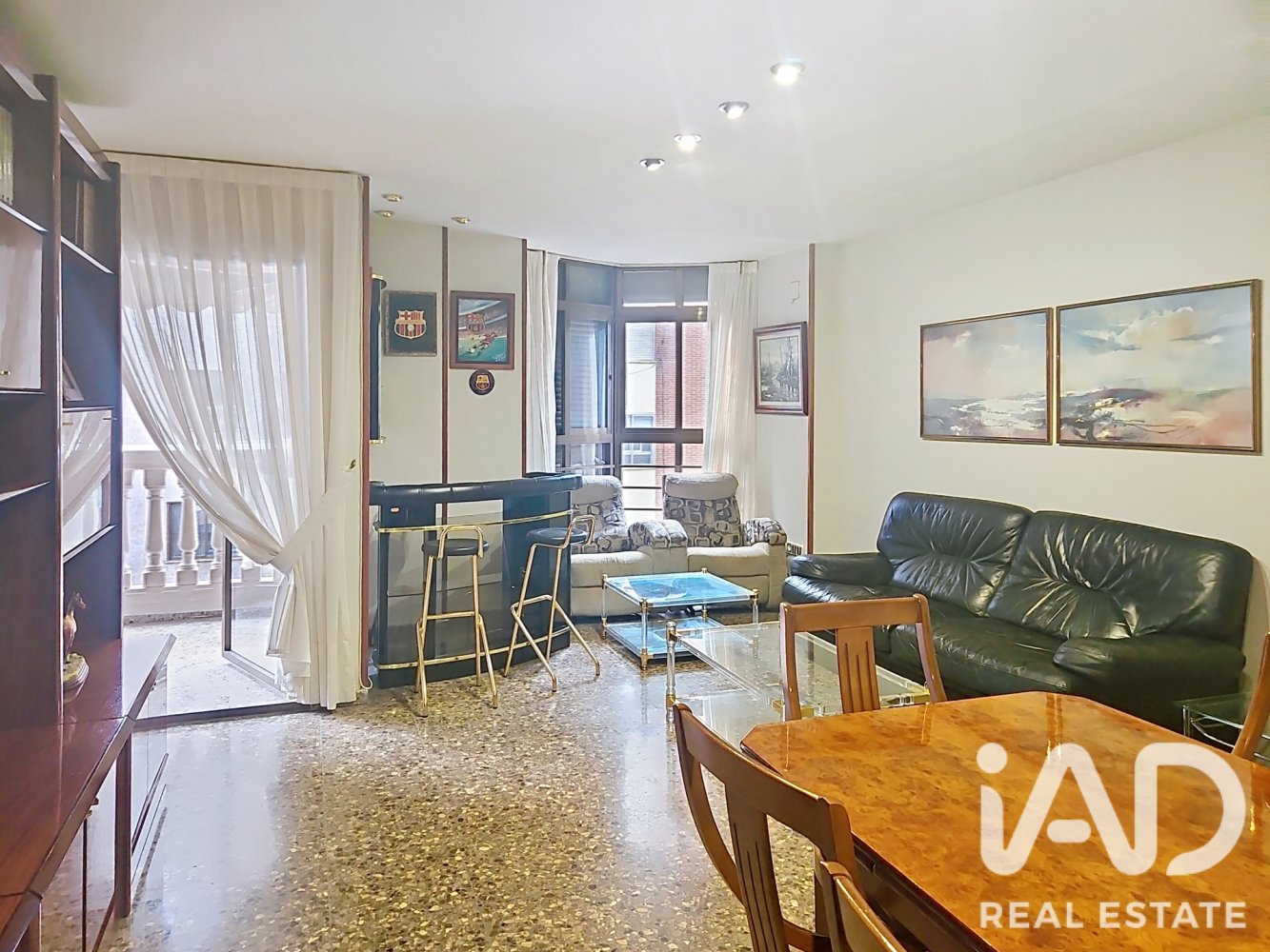 Apartment in Valencia, Spain 156 sq.m. No. 198673