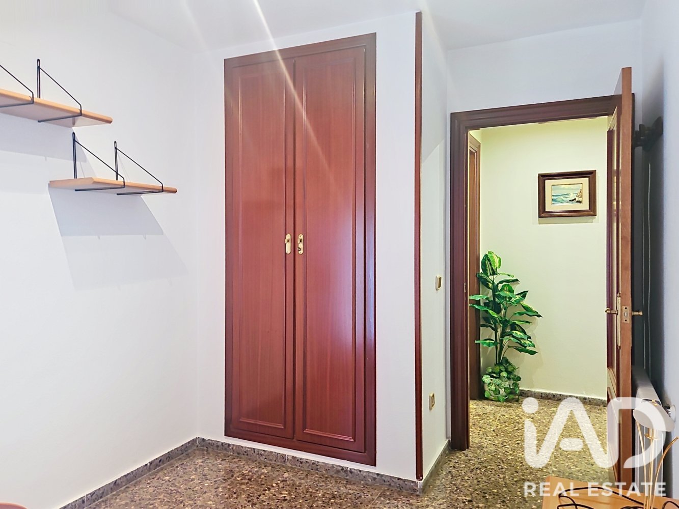 Apartment in Valencia, Spain 156 sq.m. No. 198673