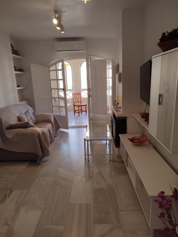 Apartment à Torrevieja, Alicante, Espagne 2 chambres, 72 m2 No. 198047