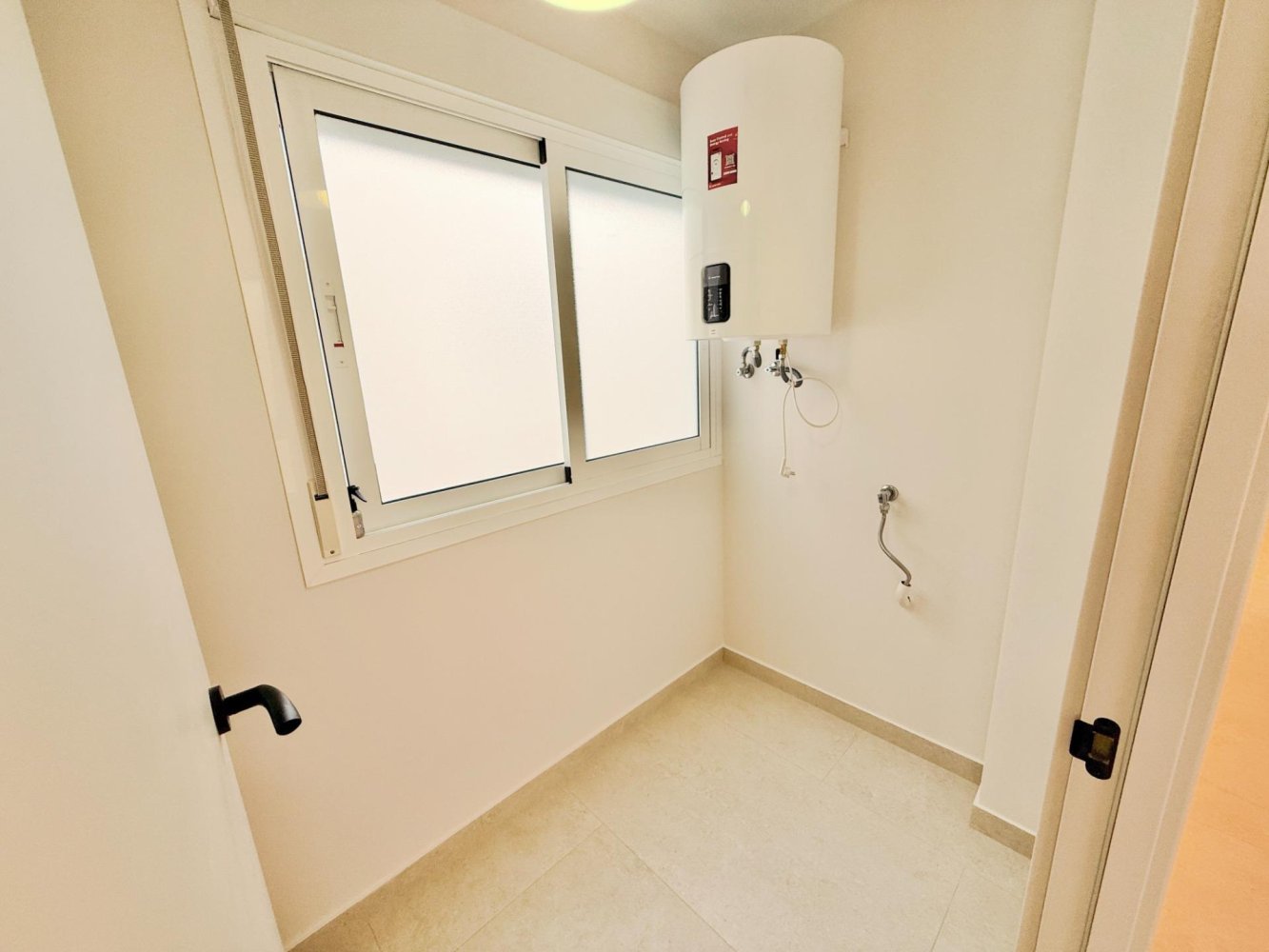 Apartamento en Torrevieja, Alicante, España 3 dormitorios, 115 m2 No. 198742