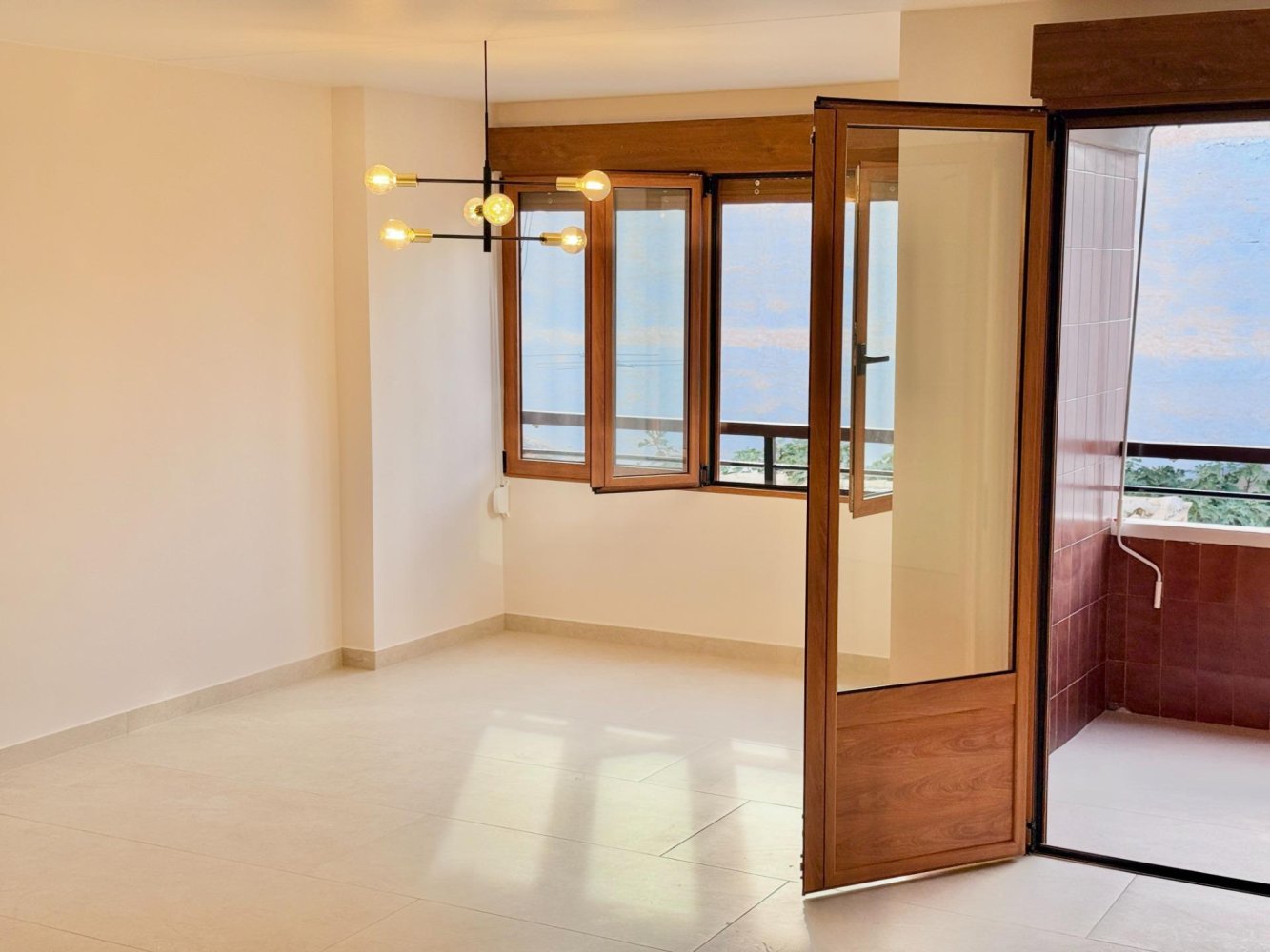 Apartamento en Torrevieja, Alicante, España 3 dormitorios, 115 m2 No. 198742