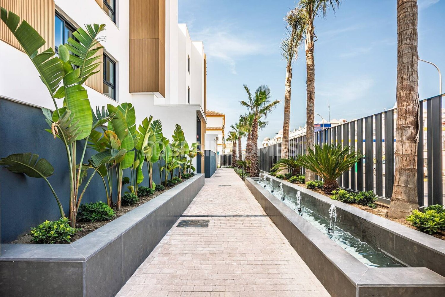 Lägenhet i Torremolinos, Malaga, Spanien 4 sovrum, 80 kvm. Nr. 168392
