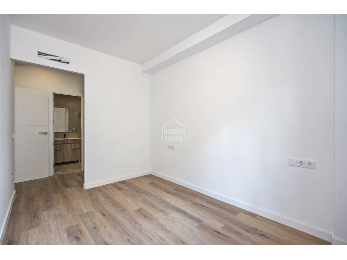 Apartment in Mahon, Menorca, Spain 3 bedrooms, 69 sq.m. No. 199030